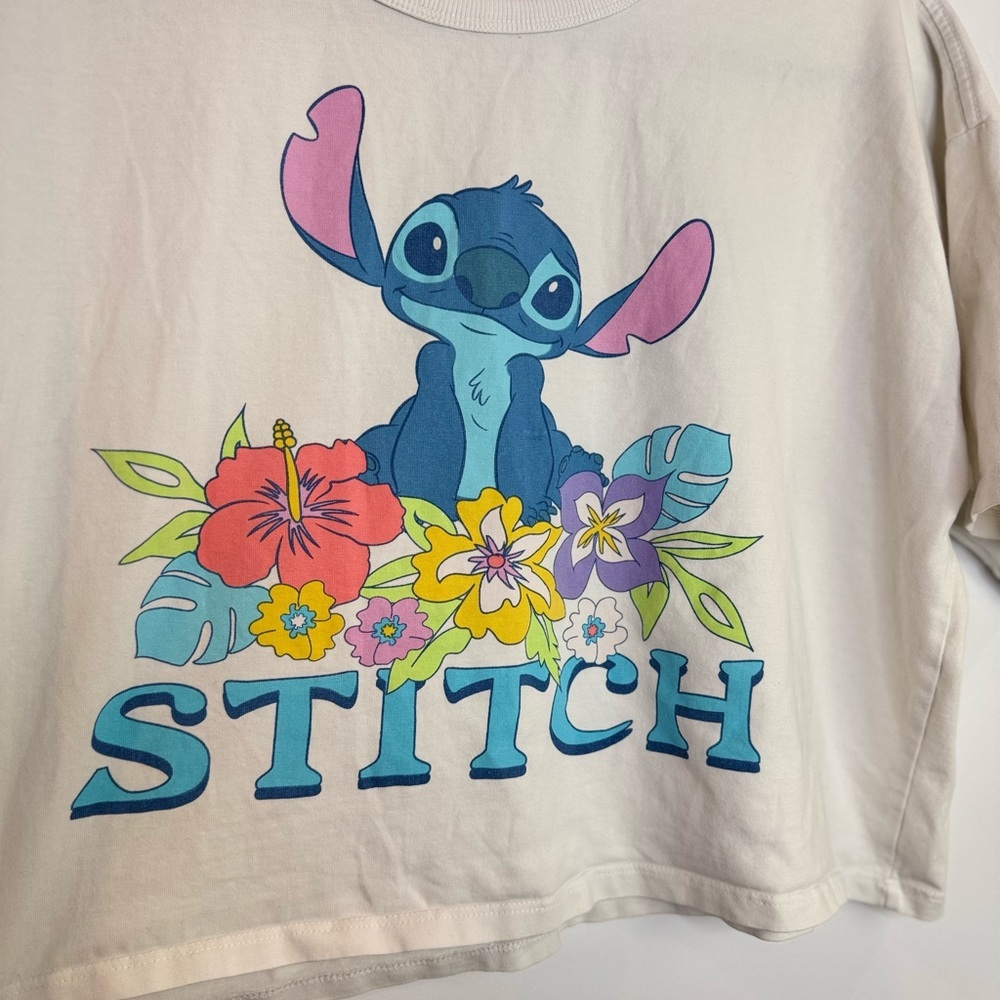 Disney Stitch White cropped T-Shirt size small - Picture 2 of 4